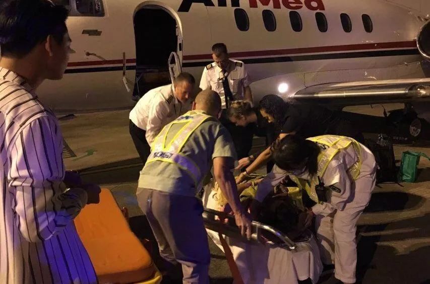 到迪庆机场急救接送